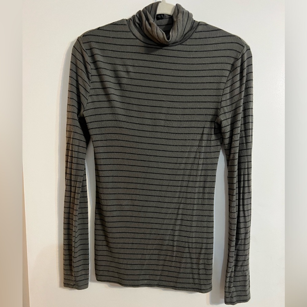 Striped turtleneck